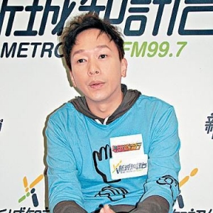 黄家强了家驹遗愿 新碟销量过万已觉安慰